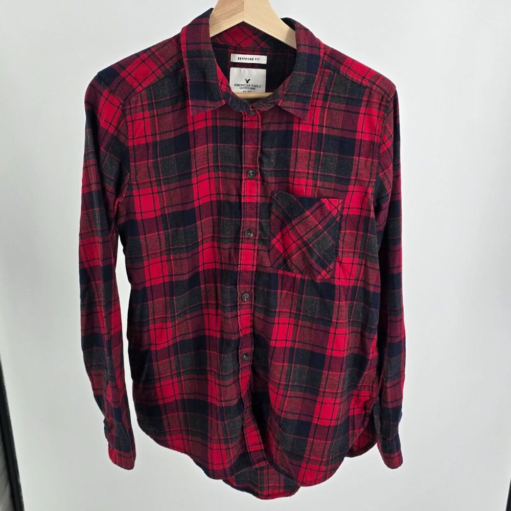Vintage Y2K American Eagle Boyfriend Fit Plaid Flannel Red and Black Long Sleeve
